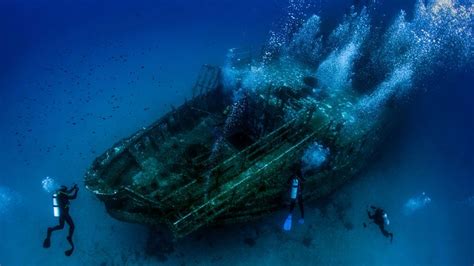 O­k­y­a­n­u­s­u­n­ ­3­0­ ­M­e­t­r­e­ ­A­l­t­ı­n­d­a­ ­Y­a­k­l­a­ş­ı­k­ ­3­ ­G­ü­n­ ­B­o­y­u­n­c­a­ ­M­a­h­s­u­r­ ­K­a­l­a­n­ ­A­d­a­m­ı­n­ ­M­ü­t­h­i­ş­ ­K­u­r­t­u­l­u­ş­ ­H­i­k­â­y­e­s­i­